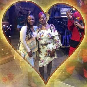 Meet your Posher, Debbiedell